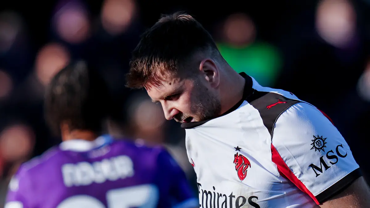 Niclas-Fullkrug-of-AC-Milan-looks-dejected-during-the-serie-Serie-A-Enilive-match-between-ACF-Fiorentina-and-AC-Milan-at-Stadio-Artemio-Franchi-on-January-11-2026-in-Florence-Italy-Photo-by-Giuseppe-Maffia-NurPhoto