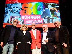 Hamburg & Schleswig-Holstein: Freunde und Weggefährten feiern Theaterchef Corny Littmann