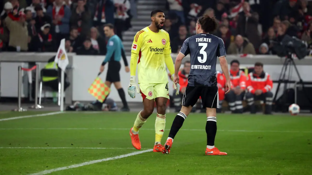 13-01-26-VfB-Stuttgart-Eintracht-Frankfurt-Deutschland-Stuttgart-13-01-2026-Fussball-Bundesliga-Saison-2025-2026-VfB-Stuttgart-Eintracht-Frankfurt-v-l-Kaua-Santos-Artur-Theate-beide-Eintracht-Frankfurt