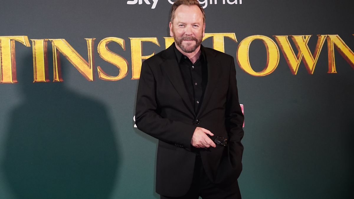 Soll-Fahrer-angegriffen-haben-24-Schauspieler-Kiefer-Sutherland-festgenommen