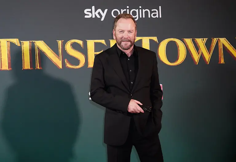 Tinsel-Town-UK-premiere-London-Kiefer-Sutherland-arriving-for-the-UK-premiere-of-Tinsel-Town-at-Vue-Leicester-Square-in-London-Picture-date-Thursday-November-27-2025