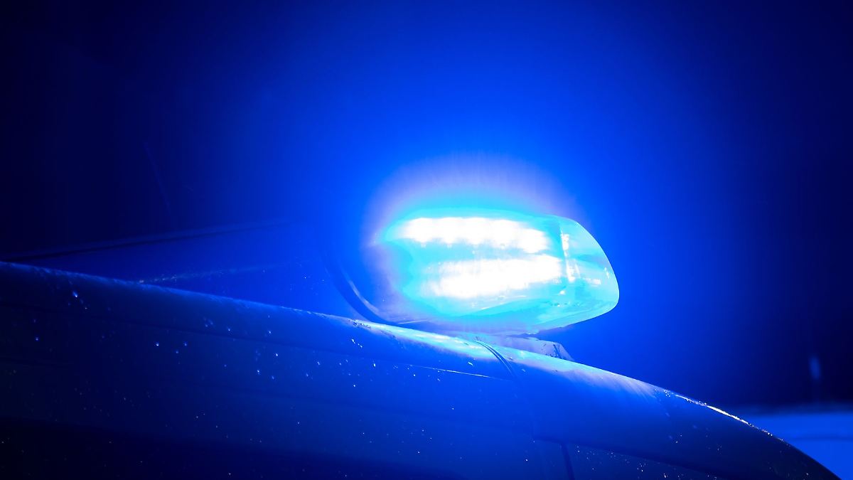 Unfall auf der A6: 13 Menschen bei Massencrash verletzt, darunter 8 Kinder