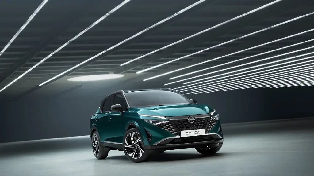 Trotz-des-rein-elektrischen-Antriebs-wird-der-Nissan-Qashqai-nicht-geladen-sondern-mit-Benzin-betankt