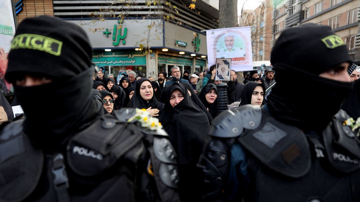 -Falsche-Darstellung-Irans-Au-enminister-wirft-Israel-Kriegstreiberei-vor