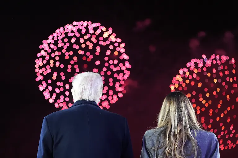 President-elect-Donald-Trump-Melania-Trump-and-family-watch-fireworks-at-Trump-National-Golf-Club-Saturday-Jan-18-2025-in-Sterling-Va