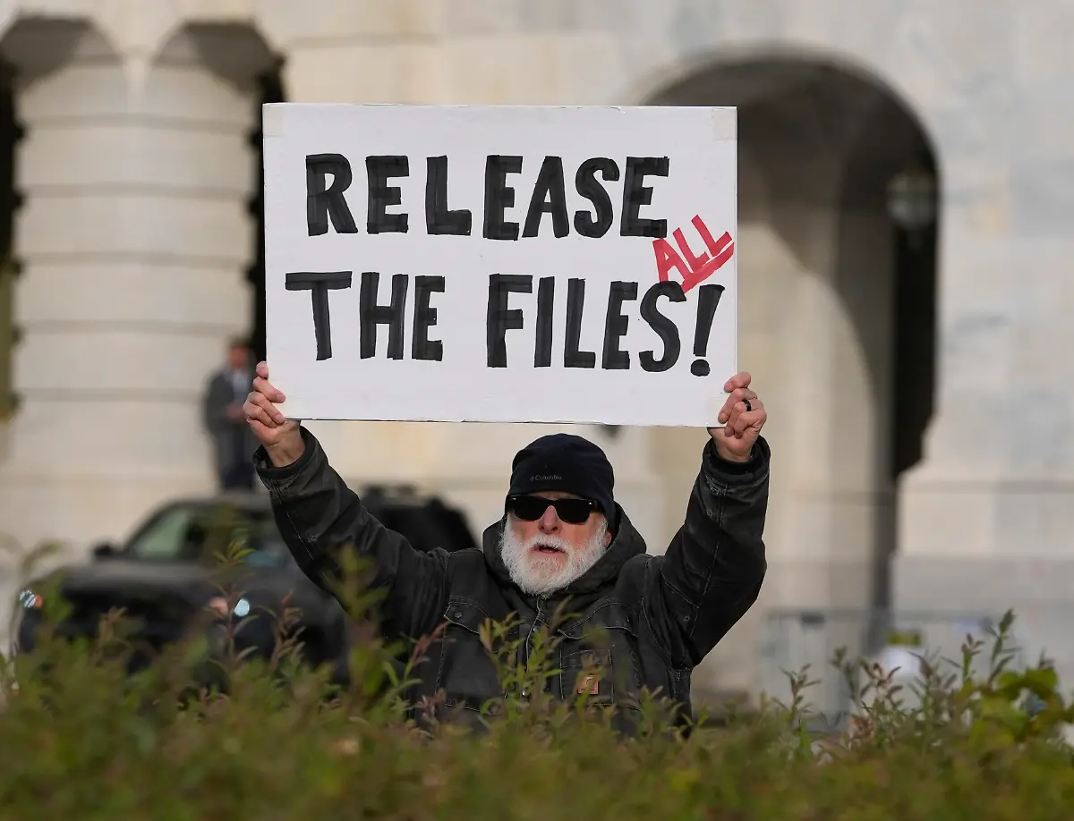 Nov-18-2025-Washington-DC-USA-Reps-Thomas-Massie-R-KY-and-Ro-Khanna-D-CA-and-Rep-Marjorie-Taylor-Greene-R-GA-who-are-leading-the-charge-to-release-files-related-to-the-late-disgraced-financier-Jeffrey-Epstein-speaking-Tuesday-morning-November-18-2025-along-with-survivors-as-the-House-prepares-to-vote-on-the-Epstein-Files-Transparency-Act-on-compelling-the-Justice-Department-to-release-the-full-files-from-the-federal-investigation-of-the-late-convicted-sex-offender-and-disgraced-financier-Jeffrey-Epstein