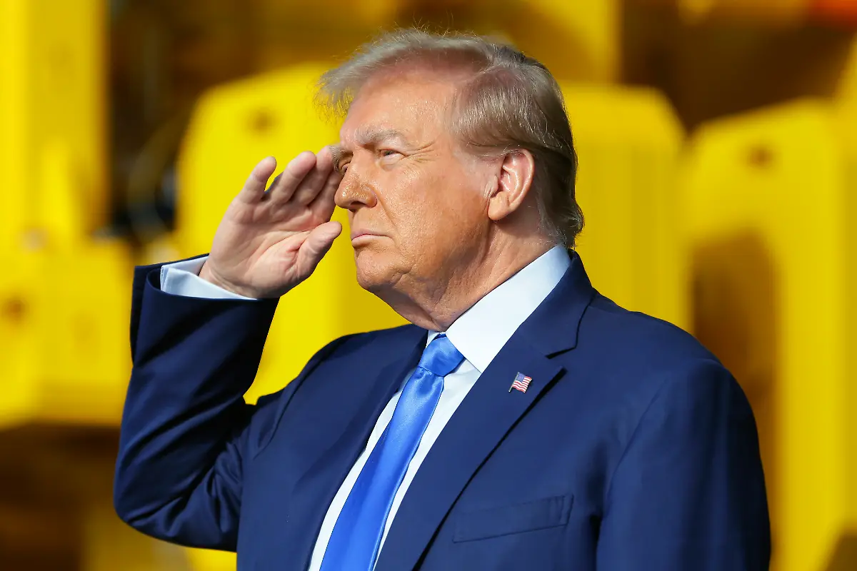 Donald-Trump-salutes-as-patriotic-music-plays-before-he-gives-remarks-during-a-campaign-event-held-at-Trendsetter-Engineering-Thursday-Nov-2-2023-in-Houston