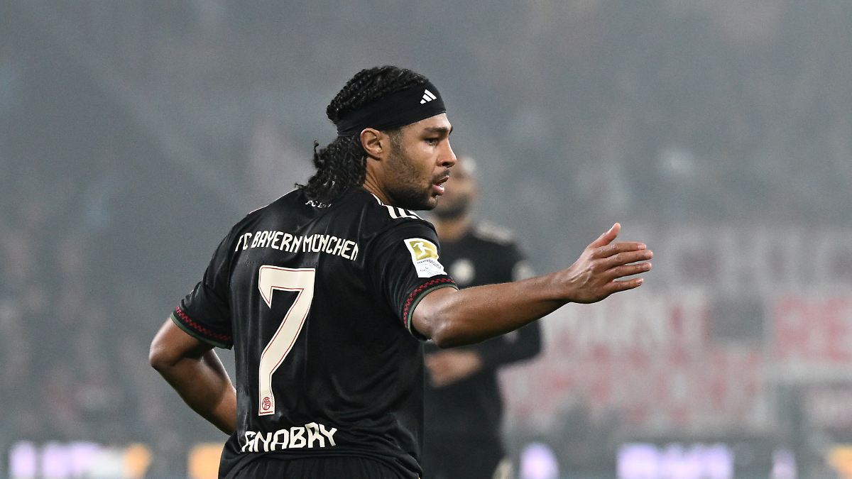 Beste-Hinrunde-der-Bundesliga-FC-Bayern-siegt-nach-Neuer-Wackler-gegen-1-FC-K-ln