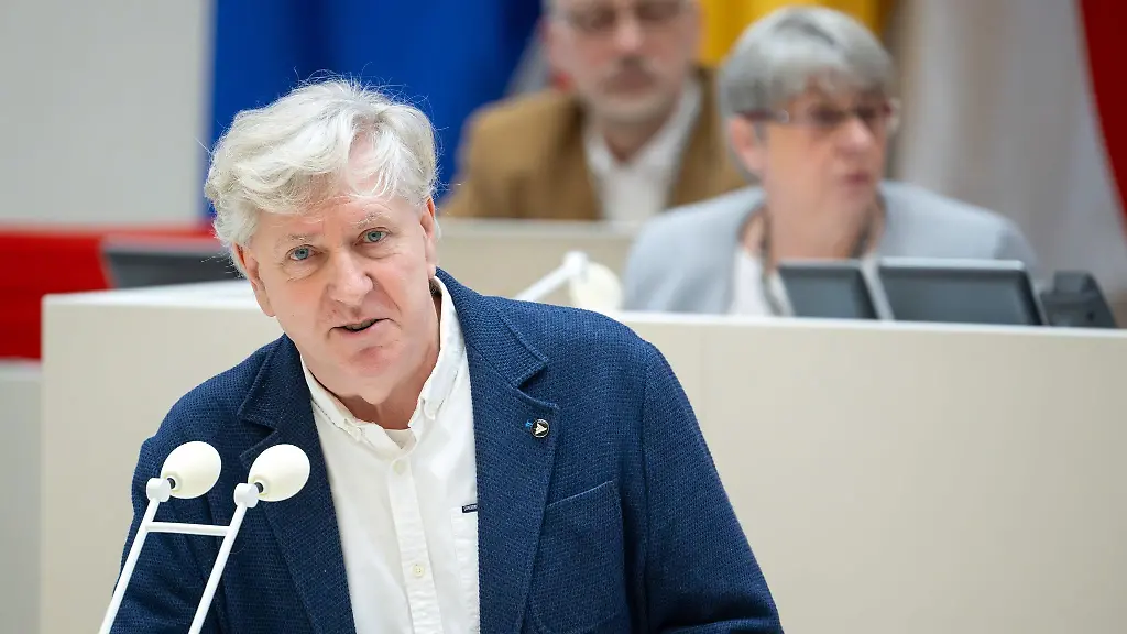 Drei-fruehere-Brandenburger-BSW-Landtagsabgeordnete-darunter-Andre-von-Ossowski-wollen-eine-eigene-Gruppe-bilden-Archivbild