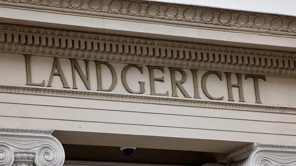 Der-Angeklagte-soll-1992-eine-Frau-ermordet-haben