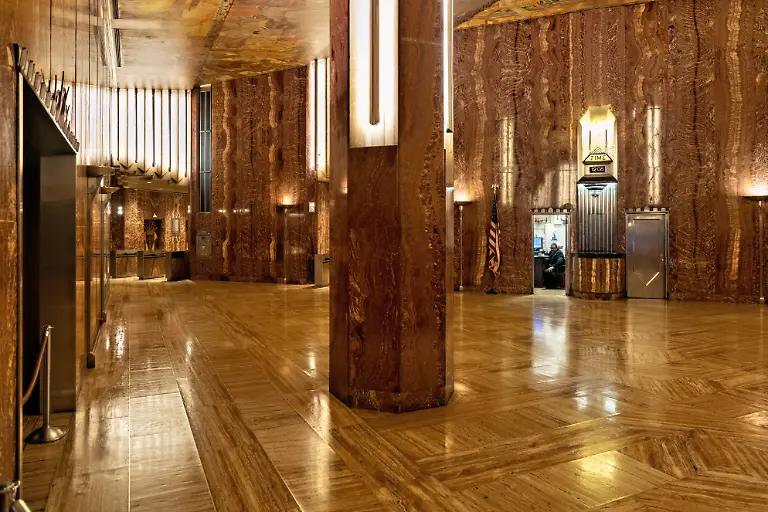 New-York-Manhattan-Die-Lobby-im-Chrysler-Building-New-York-Manhattan-The-lobby-at-Chrysler-Building-Copyright-imageBROKER-MarcoxBrivio-ibliqx08654006