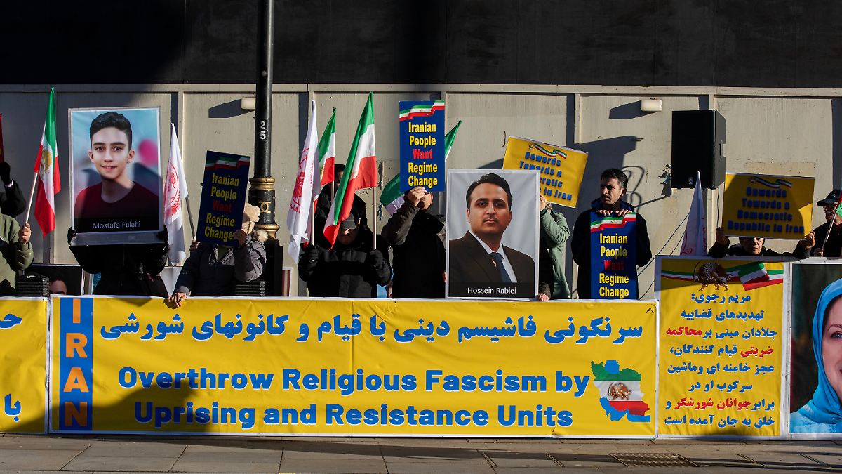 Opposition-zerstritten-Den-Exil-Iranern-fehlt-eine-F-hrungsfigur