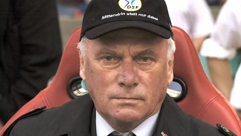 Trainer-Udo-Lattek-BVB