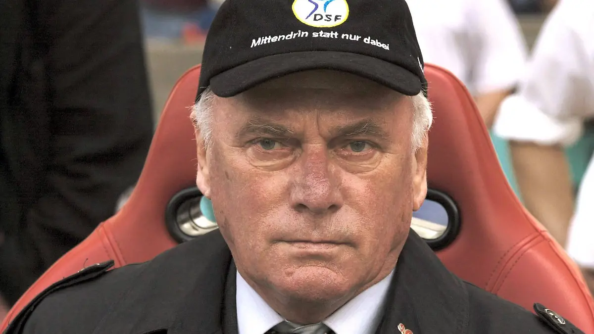 Trainer-Udo-Lattek-BVB