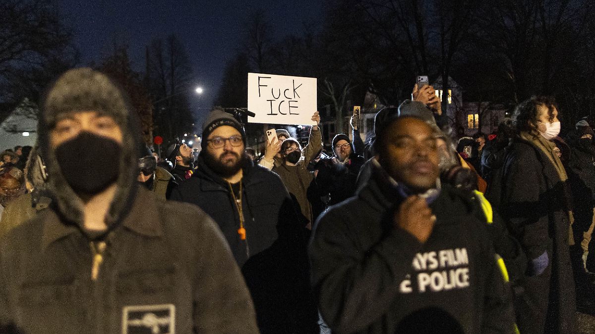 -Travestie-ein-Ende-setzen-Trump-droht-Minnesota-mit-Milit-reinsatz-wegen-ICE-Protesten