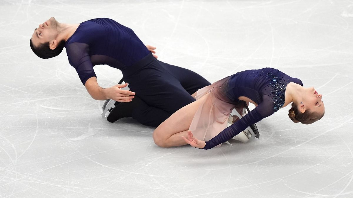 st-rze-wackler-bisschen-blut-bei-deutschlands-eislauf-stars-geht-bei-em-fast-alles-schief