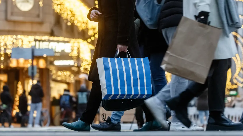 Ab-Mittwoch-muss-der-Einzelhandel-bis-zum-10-Januar-schliessen