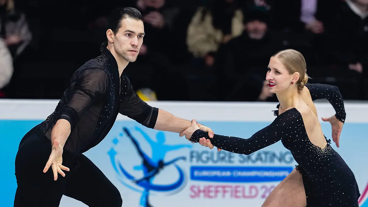 ISU-European-Figure-skating-Eiskunstlauf-Championships-2026-Day1-Minerva-Fabienne-Hase-and-Nikita-Volodin-of-Germany-compete-in-the-Pairs-Short-Program-during-the-ISU-European-Figure-Skating-Championships-2026-at-Utilita-Arena-Sheffield-in-Sheffield-United-Kingdom-on-January-14-2026-Sheffield-United-Kingdom-PUBLICATIONxNOTxINxFRA-Copyright-xYuanxTianx-originalFilename-tian-isueurop260114-npEIU