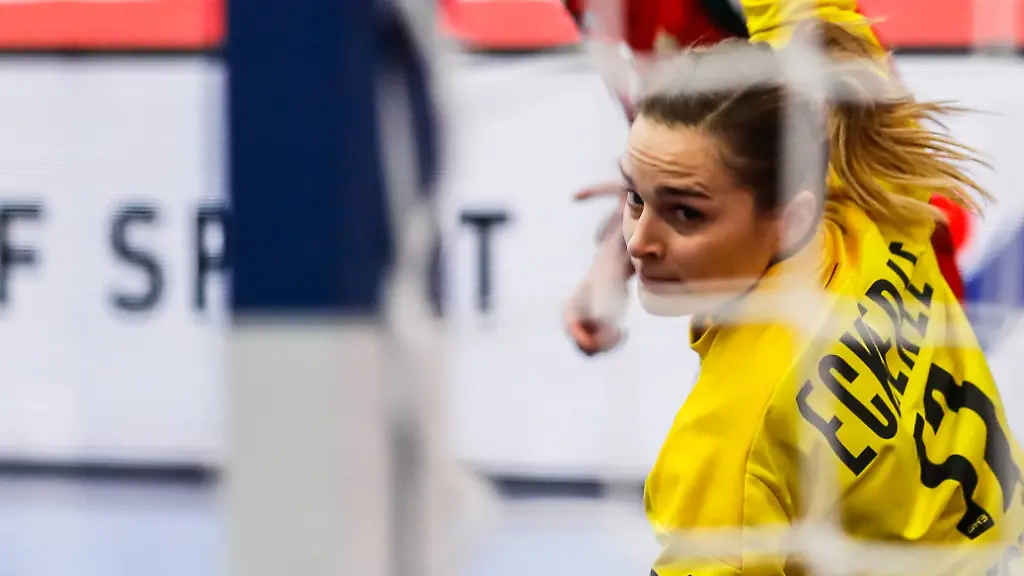 e4fa26740bad0a29579ce2e779f8de53