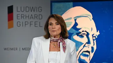 523591526
