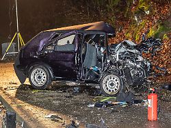 Nordrhein-Westfalen: Zwei Menschen sterben bei Unfall in Wipperfürth