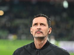 Krösche rückt von Toppmöller ab: "Nie wieder so eine Leistung" - Eintracht Frankfurt droht Trainer-Knall