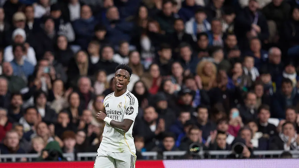 Vinicius-Jr-Real-Madrid-CF-gestures-during-the-LaLiga-EA-Sports-match-between-Real-Madrid-v-Levante-UD-at-Santiago-Bernabeu-on-January-17-2026-in-Madrid-Spain