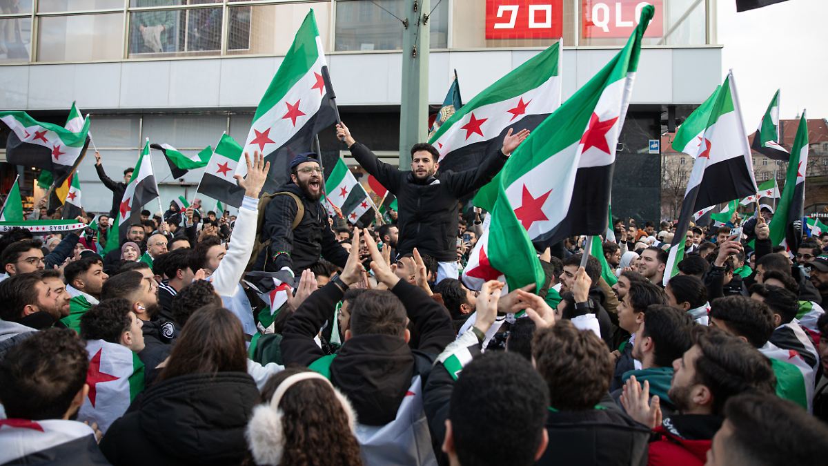 Antragszahlen-nehmen-ab-Noch-mehr-als-eine-halbe-Million-Syrer-haben-Schutz-in-Deutschland