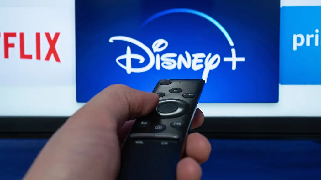 Streaming-Sticks-machen-aus-normalen-Fernsehern-Smart-TVs