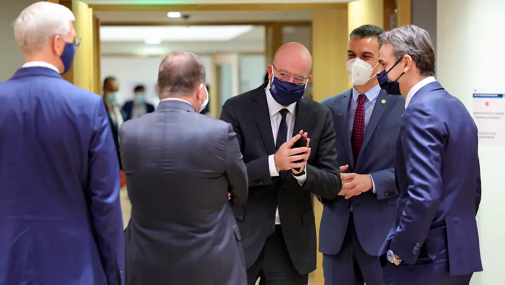 3130b7b90811516990be18bfbb3bc81f