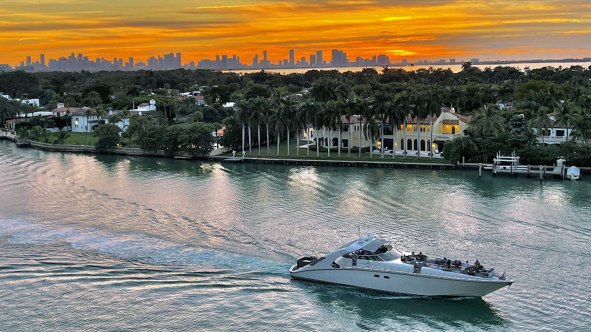 172-Ultrareiche-in-Deutschland-Oxfam-Milliard-re-h-ufen-Reichtum-so-schnell-an-wie-nie