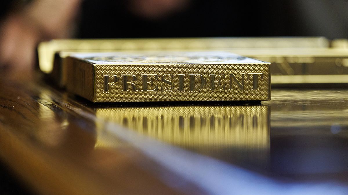 Bevor-Trump-es-will-Holt-unser-Gold-zur-ck-