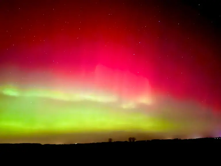 Polarlichter-leuchten-ueber-Sachsen-Anhalt