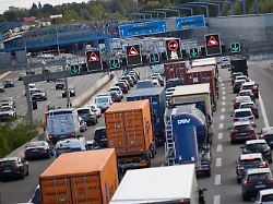 Warnstreik trifft vor allem NRW: Vielerorts Staus wegen Tunnelsperrungen erwartet