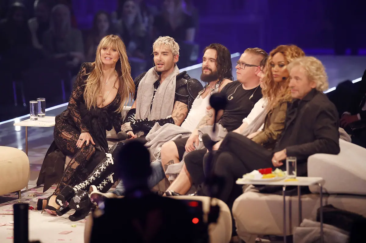 Heidi-Klum-Bill-Kaulitz-Tom-Kaulitz-Gustav-Schaefer-Tyra-Banks-und-Thomas-Gottschalk-in-der-TV-Show-Germany-s-Next-Topmodel-by-Heidi-Klum-2019-im-ISS-Dome-Duesseldorf-23-05-2019-Heidi-Klum-Bill-Kaulitz-Tom-Kaulitz-Gustav-Schaefer-Tyra-Banks-and-Thomas-Gottschalk-in-the-TV-show-Germany-s-Next-Topmodel-by-Heidi-Klum-2019-at-the-ISS-Dome-Duesseldorf-23-05-2019-Foto-xC