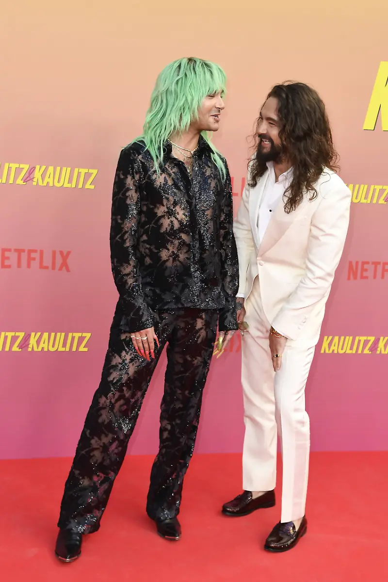 Bill-Kaulitz-und-Tom-Kaulitz-beim-Special-Screening-von-Kaulitz-Kaulitz-Staffel-2-im-Delphi-Filmpalast-in-Berlin-am-12-06