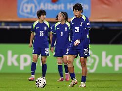 Ärger in Südkorea: Verband spart überall: Frauen-Nationalelf droht mit Turnierboykott