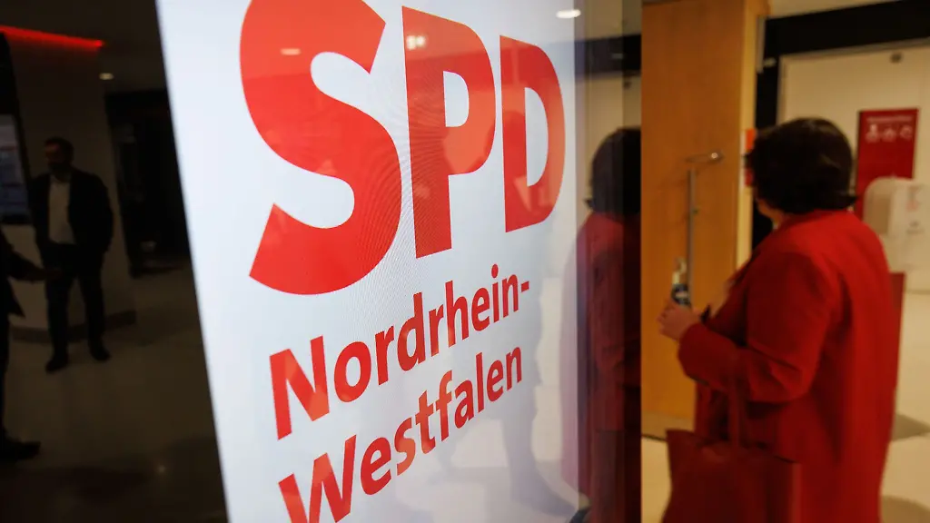 Die-nordrhein-westfaelische-SPD-war-bei-der-Landtagswahl-2022-auf-einen-historischen-Tiefstand-abgesackt