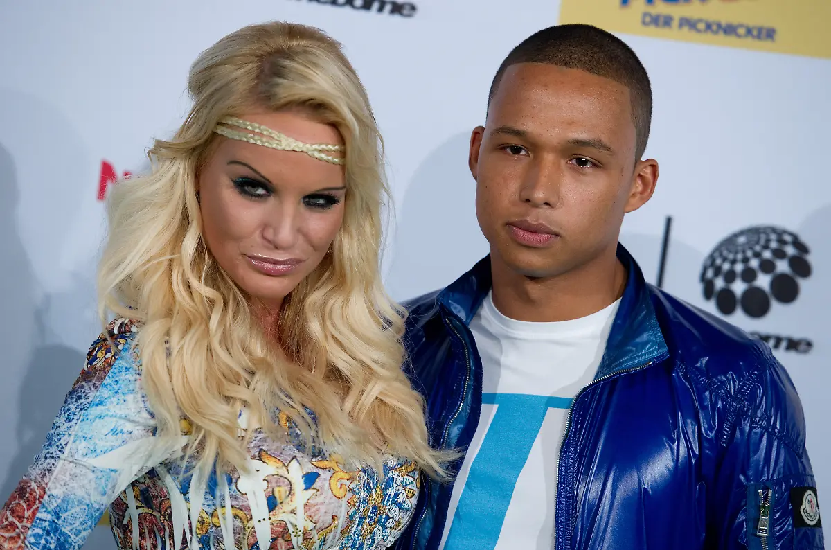 Das-Model-Gina-Lisa-Lohfink-und-ihr-Freund-Romulo-Kuranyi-kommen-am-Donnerstag-20-05-2010-zu-der-Aufzeichnung-der-Sendung-The-Dome-54-von-RTL-II-in-Stuttgart-Ausgestrahlt-wird-die-Musikshow-am-30-Mai-2010