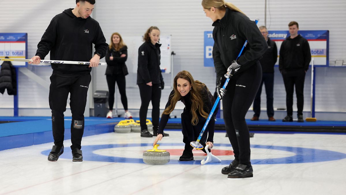 Nach-dem-Sport-in-den-Pub-William-und-Kate-messen-sich-im-Curling