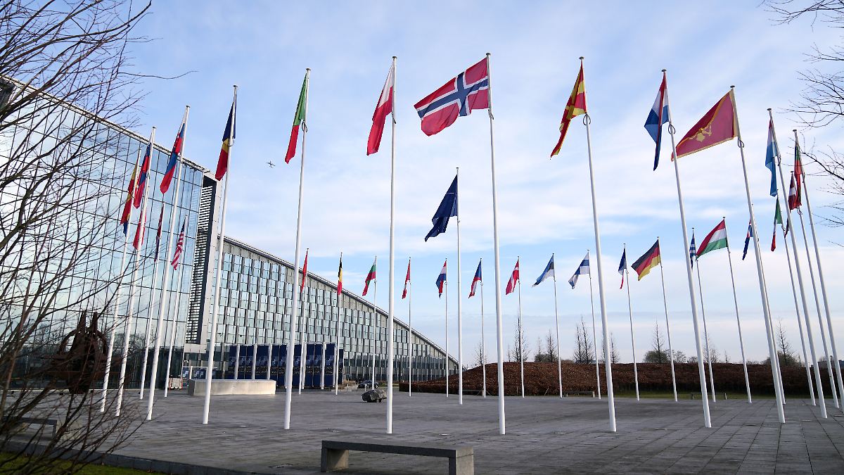 Insider-sprechen-von-200-Stellen-USA-planen-Personalabbau-bei-der-Nato