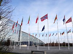 Insider sprechen von 200 Stellen: USA planen Personalabbau bei der Nato