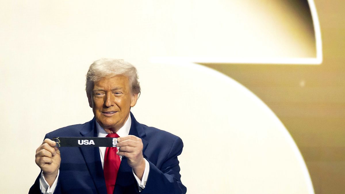 -Feuer-mit-Feuer-bek-mpfen-Wer-fordert-einen-WM-Boykott-Und-wie-realistisch-ist-das-