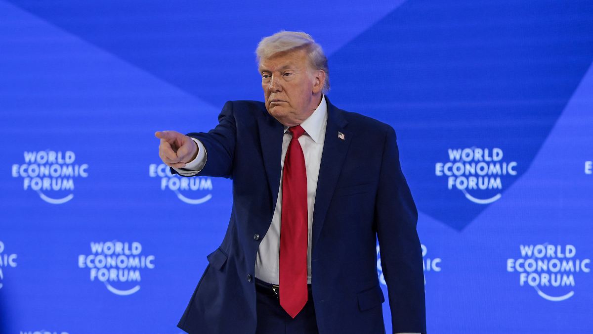 Trump-berraschend-zahm-Lenkt-da-etwa-jemand-ein-