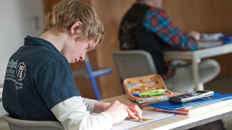 In einigen Städten gibt es Schulen speziell für Schüler mit ADHS.