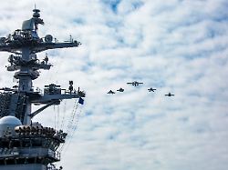 "Riesige Flotte ist auf dem Weg": Trump droht Iran erneut mit Militärschlag