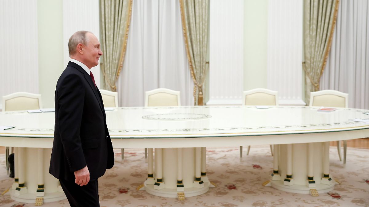 Nach-Gespr-chen-mit-Witkoff-Moskau-will-heute-mit-Ukraine-verhandeln-und-Angriffe-fortsetzen