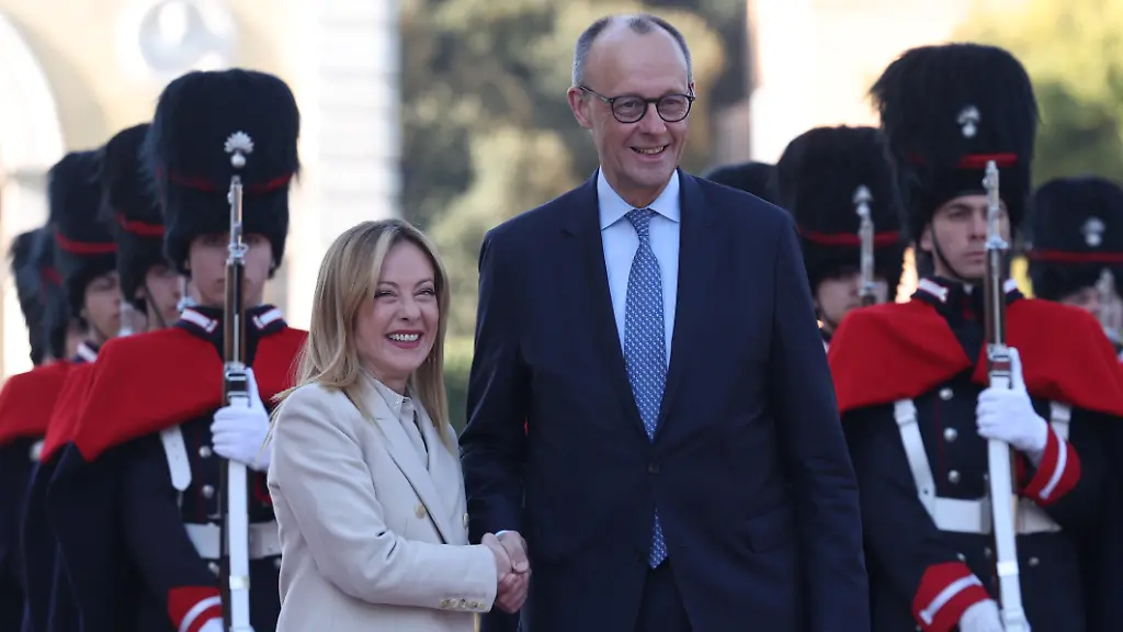 Rome-Italy-January-23-2026-Prime-Minister-Giorgia-Meloni-participates-in-the-Intergovernmental-Summit-between-Italy-and-Germany-meeting-with-German-Chancellor-Friedrich-Merz-in-Rome-at-Villa-Doria-Pamphilj