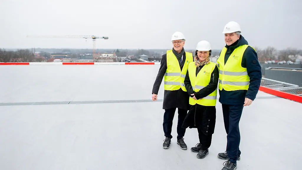 Rettungshubschrauber-sollen-ab-Mitte-2027-auf-dem-Dach-des-neuen-Herz-Notfall-Zentrums-in-Oldenburg-landen