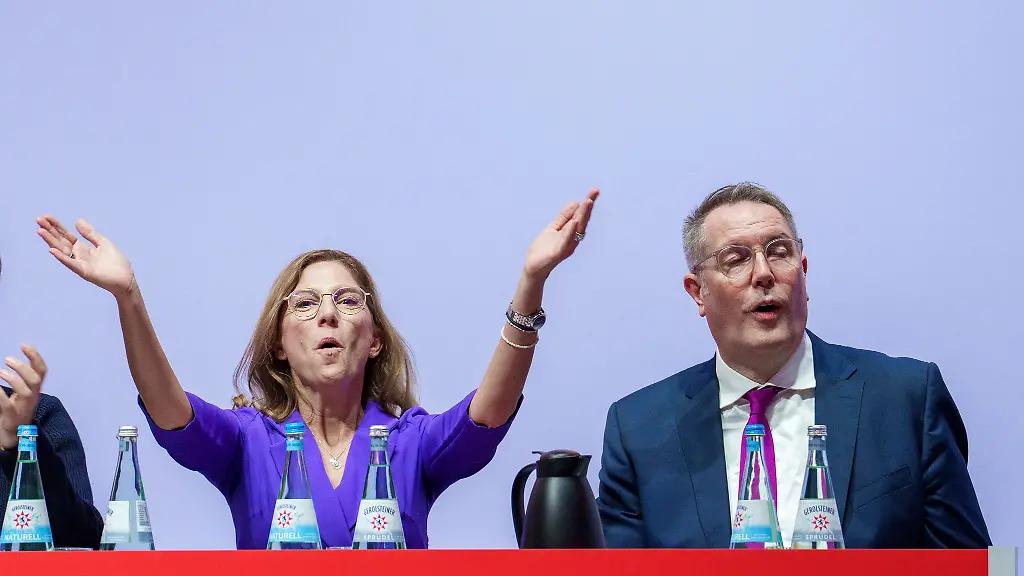 Ende-November-war-Schweitzer-bei-einem-Parteitag-in-Mainz-zum-Spitzenkandidaten-der-SPD-gewaehlt-worden